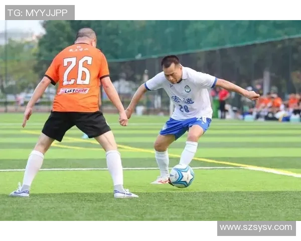 中国足球队球星亲自传递激情与梦想，激励年轻一代追求荣耀与胜利