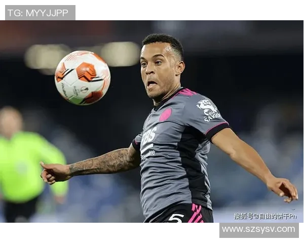 埃特维尔是谁 足球球星的成就与影响力解析 埃特维尔是谁 足球球星的成就与影响力解析