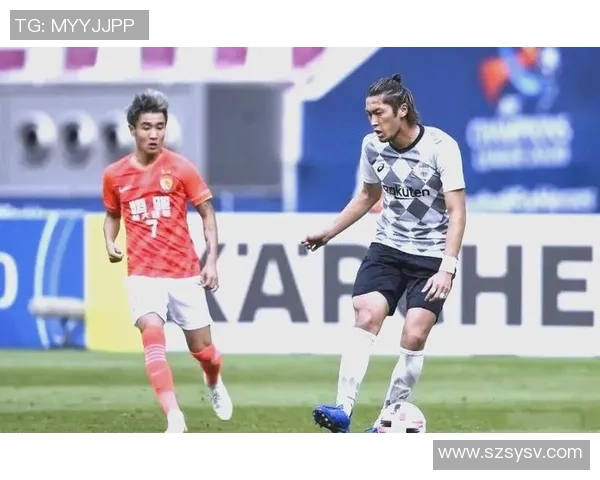 当代中国足球十大球星:他们的辉煌成就与未来展望 当代中国足球十大球星:他们的辉煌成就与未来展望