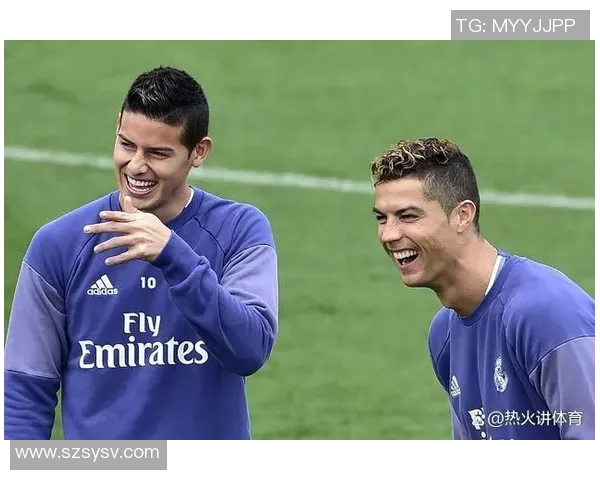 粉丝与足球球星亲密互动瞬间回顾精彩时刻与感动故事 粉丝与足球球星亲密互动瞬间回顾精彩时刻与感动故事